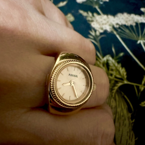 Beautiful Ring watch by Fossil - Rose Gold - Picture 6 of 8